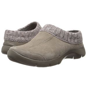 Dansko Eartha Lightweight Clogs